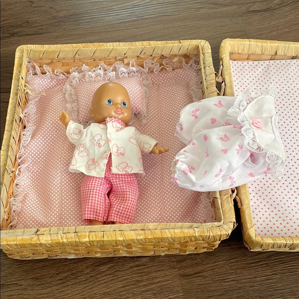 Vintage Moses  Box Baby Doll Size 6” high